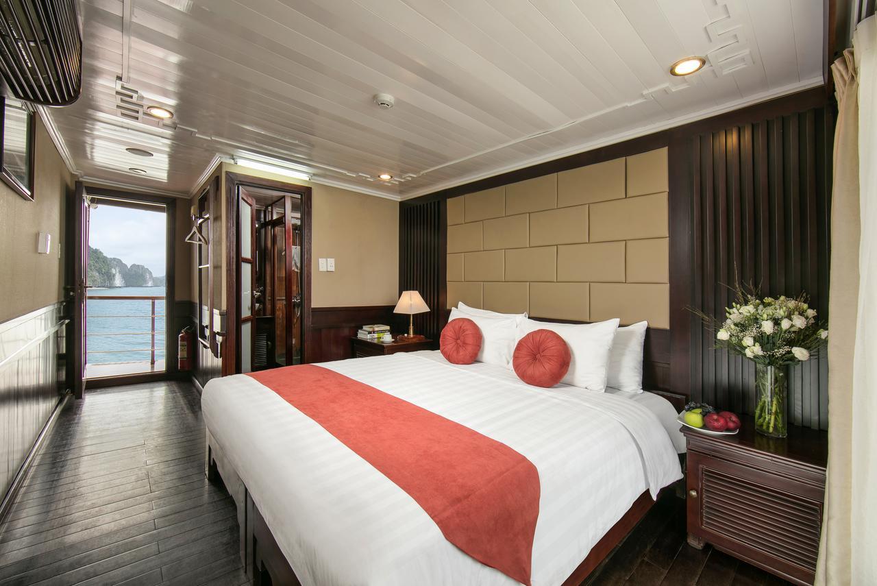 Halong Majestic Legend Cruise Hotel Ha Long Bagian luar foto