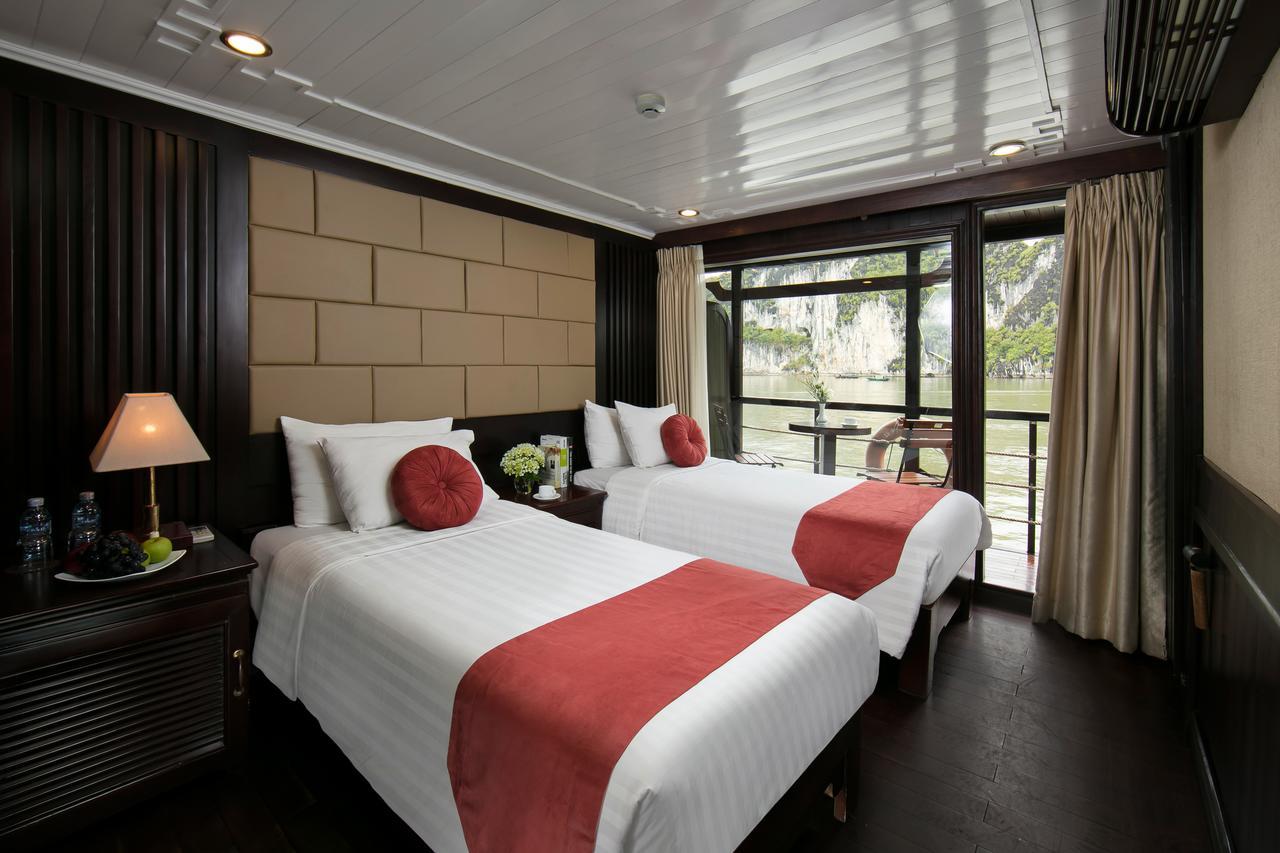 Halong Majestic Legend Cruise Hotel Ha Long Bagian luar foto