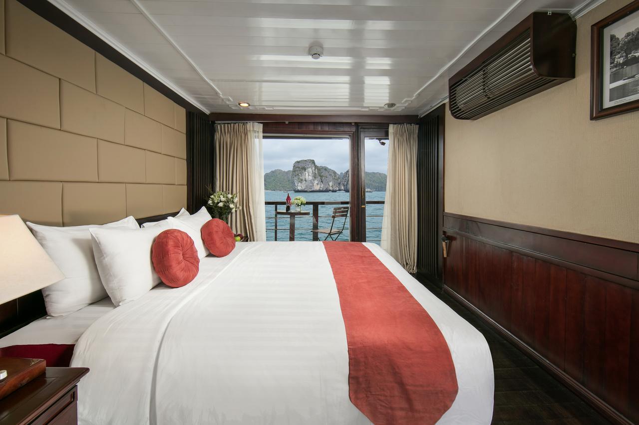 Halong Majestic Legend Cruise Hotel Ha Long Bagian luar foto